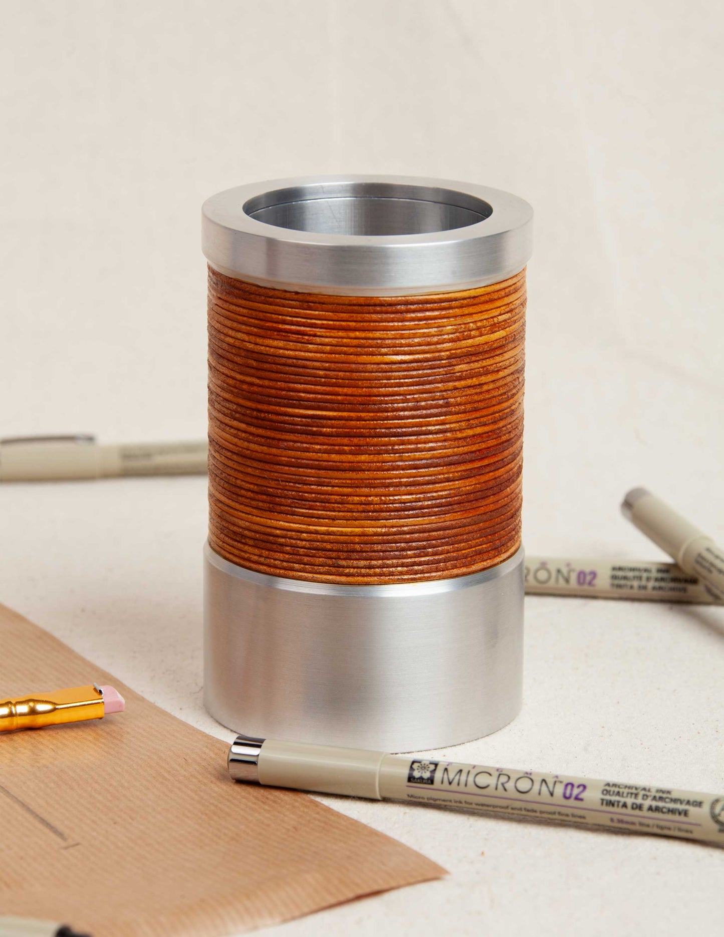 Helio Ascari Aluminum Pen Holder