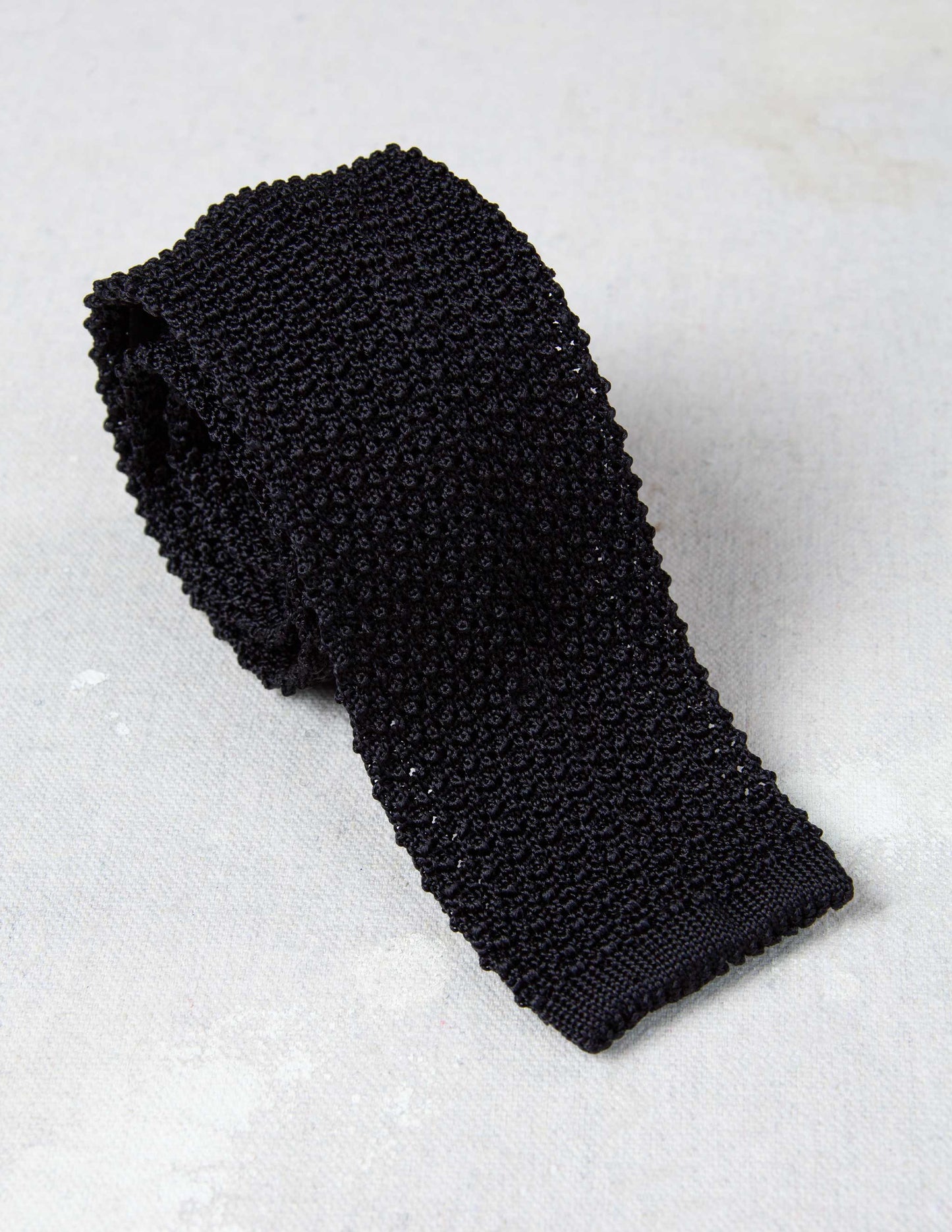 Italian Silk Knit Tie in Black