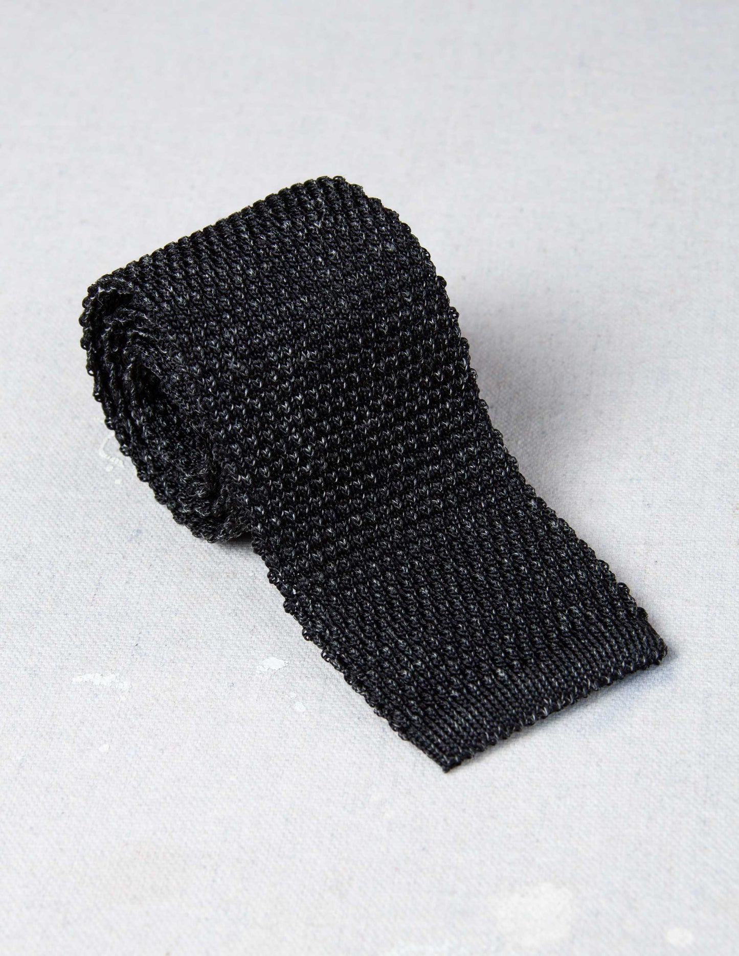 Italian Silk Linen Knit Tie in Charcoal