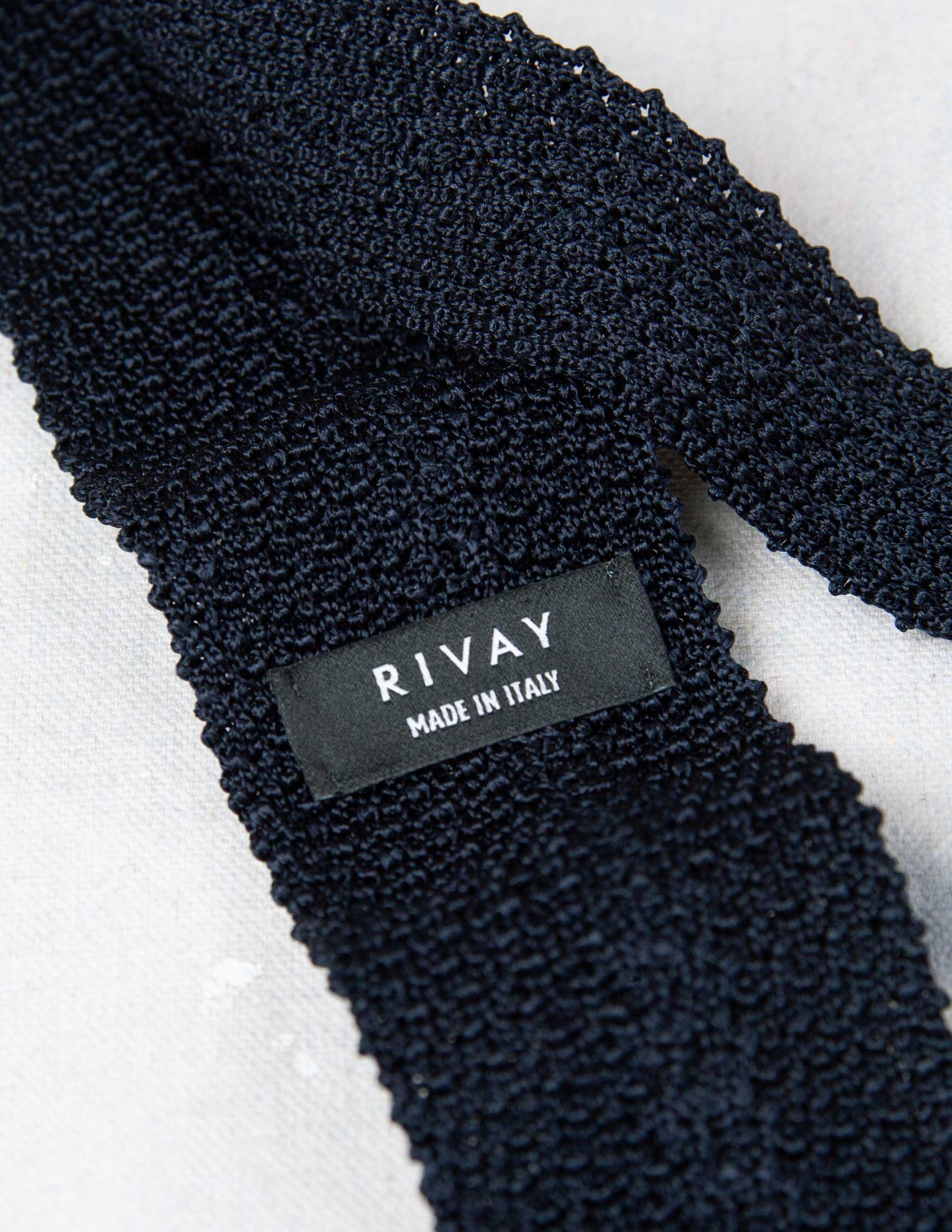 Italian Silk Knit Tie in Navy