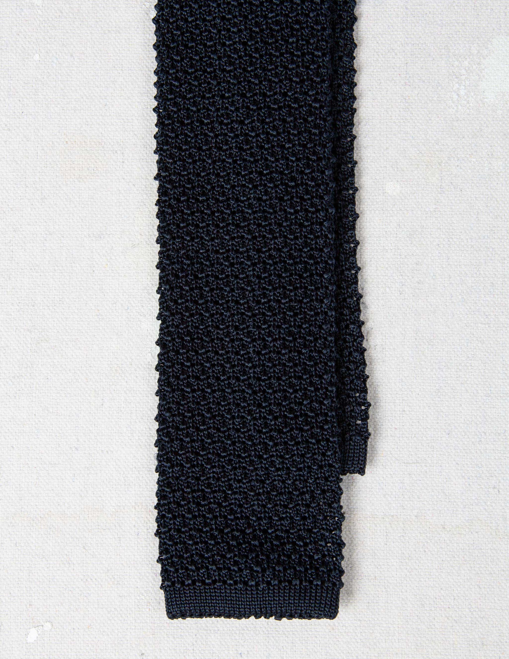 Italian Silk Knit Tie in Navy