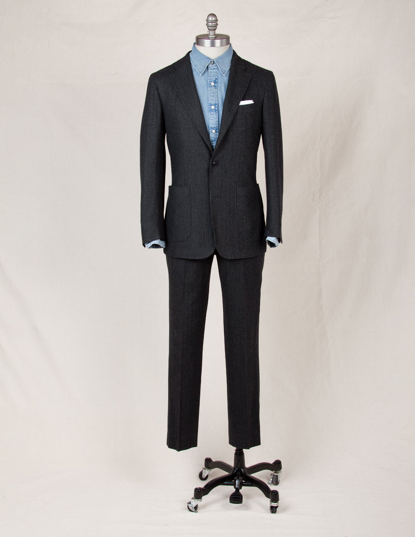 Italian Wool Suit in Charcoal Herringbone