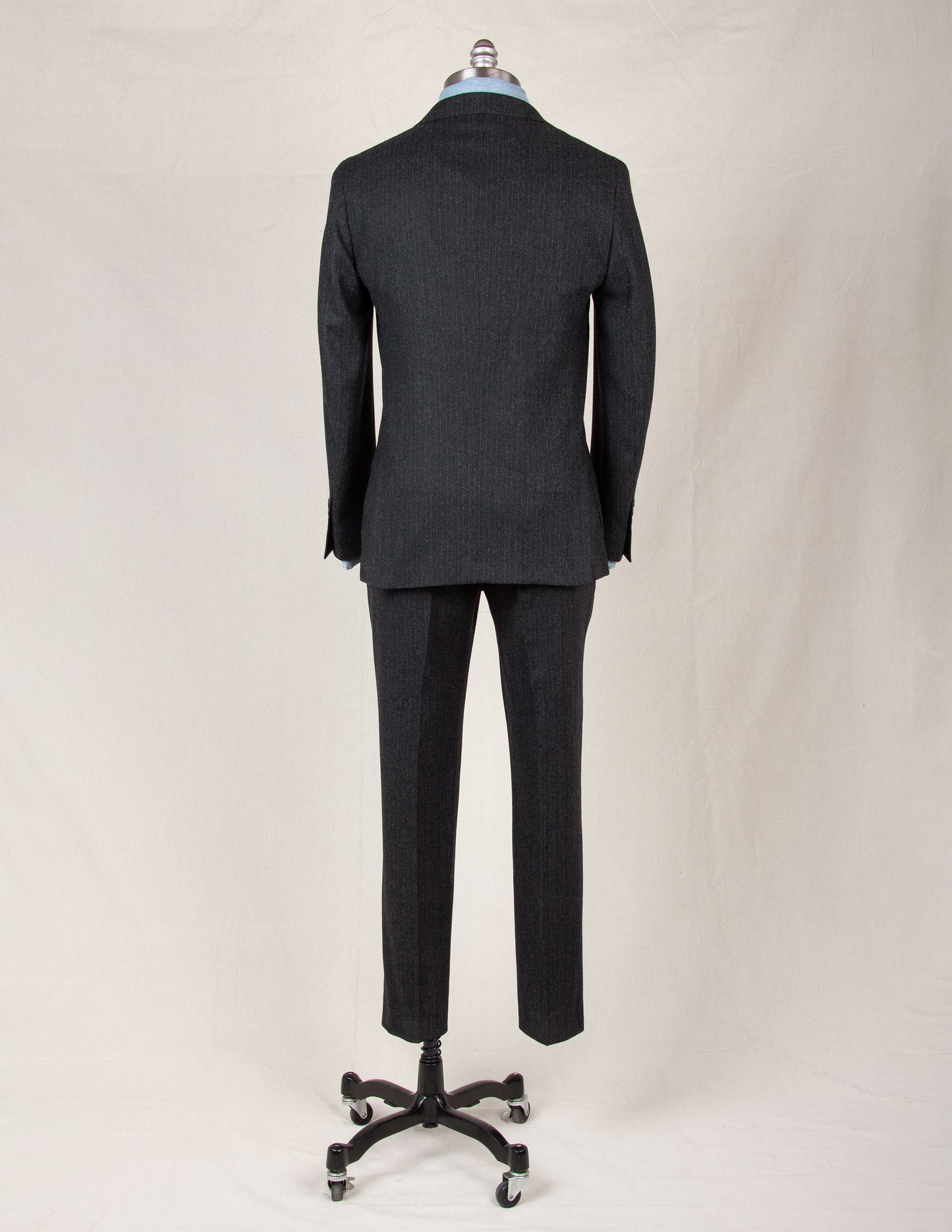 Italian Wool Suit in Charcoal Herringbone