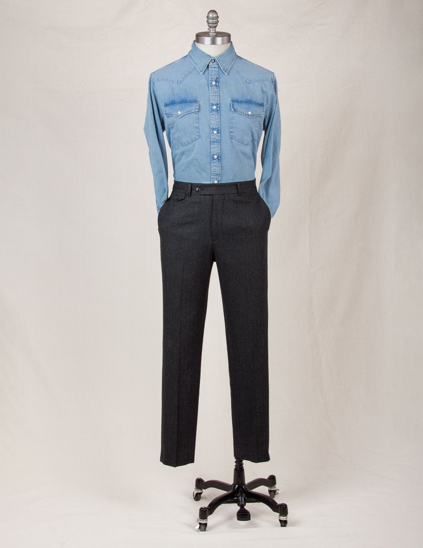 Italian Wool Suit in Charcoal Herringbone