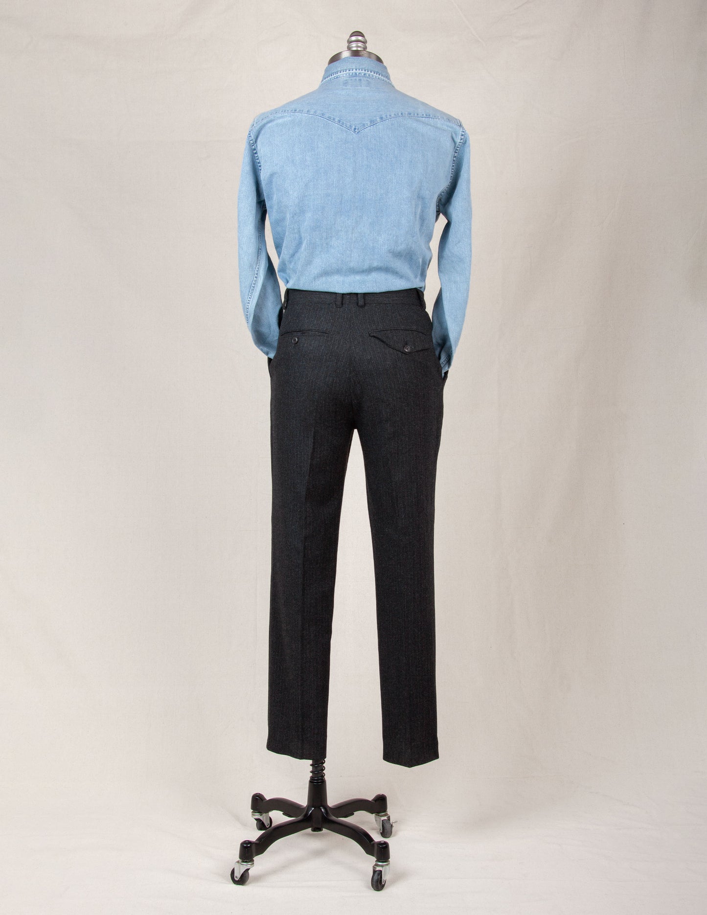 Italian Wool Suit in Charcoal Herringbone
