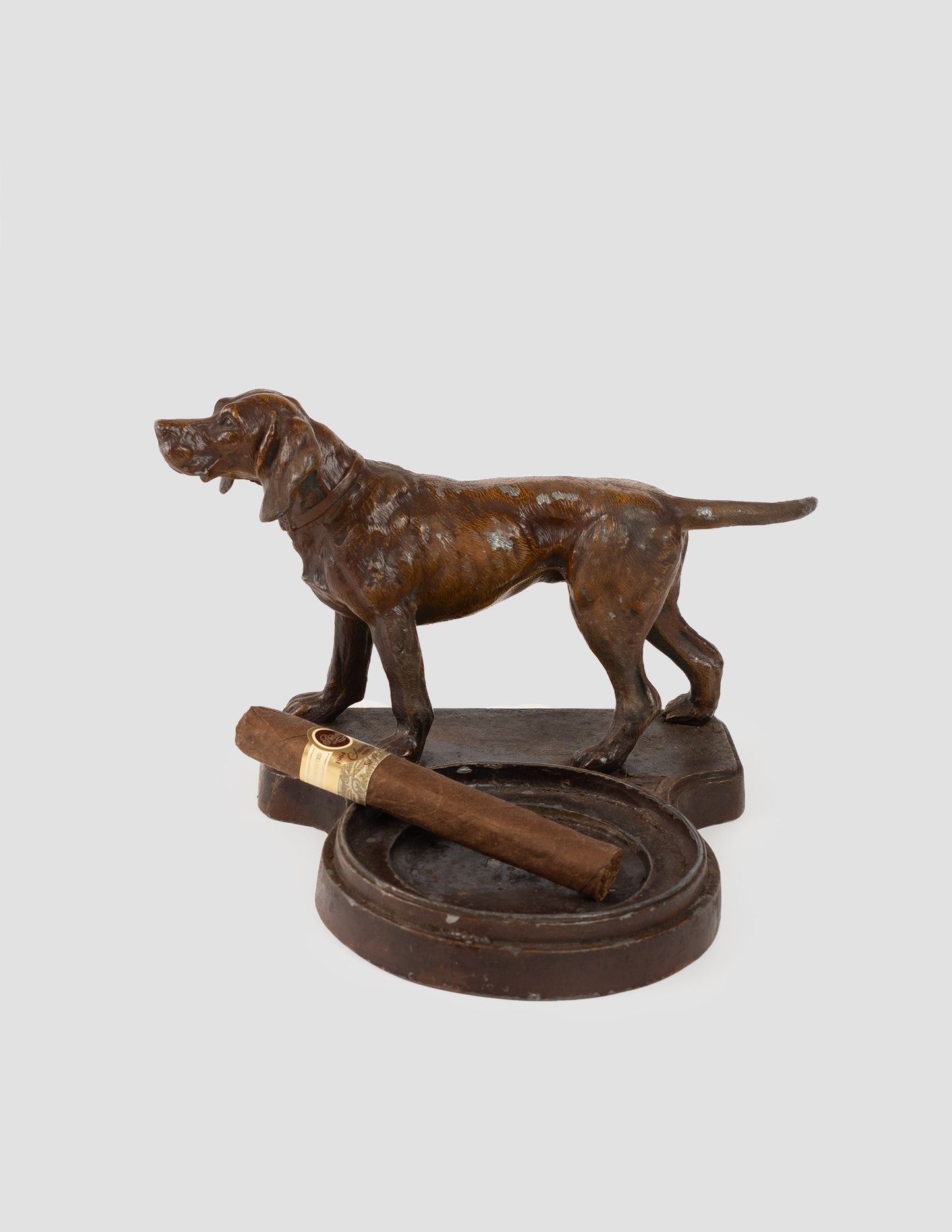 Rivay Vintage Pointer Catchall