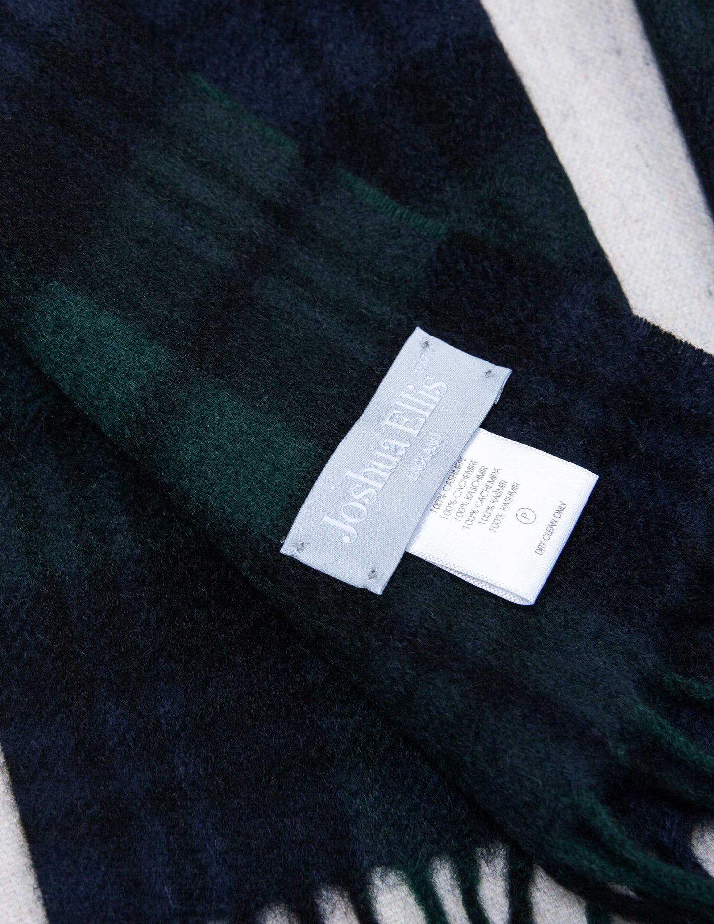 English Cashmere Scarf in Black Watch Tartan