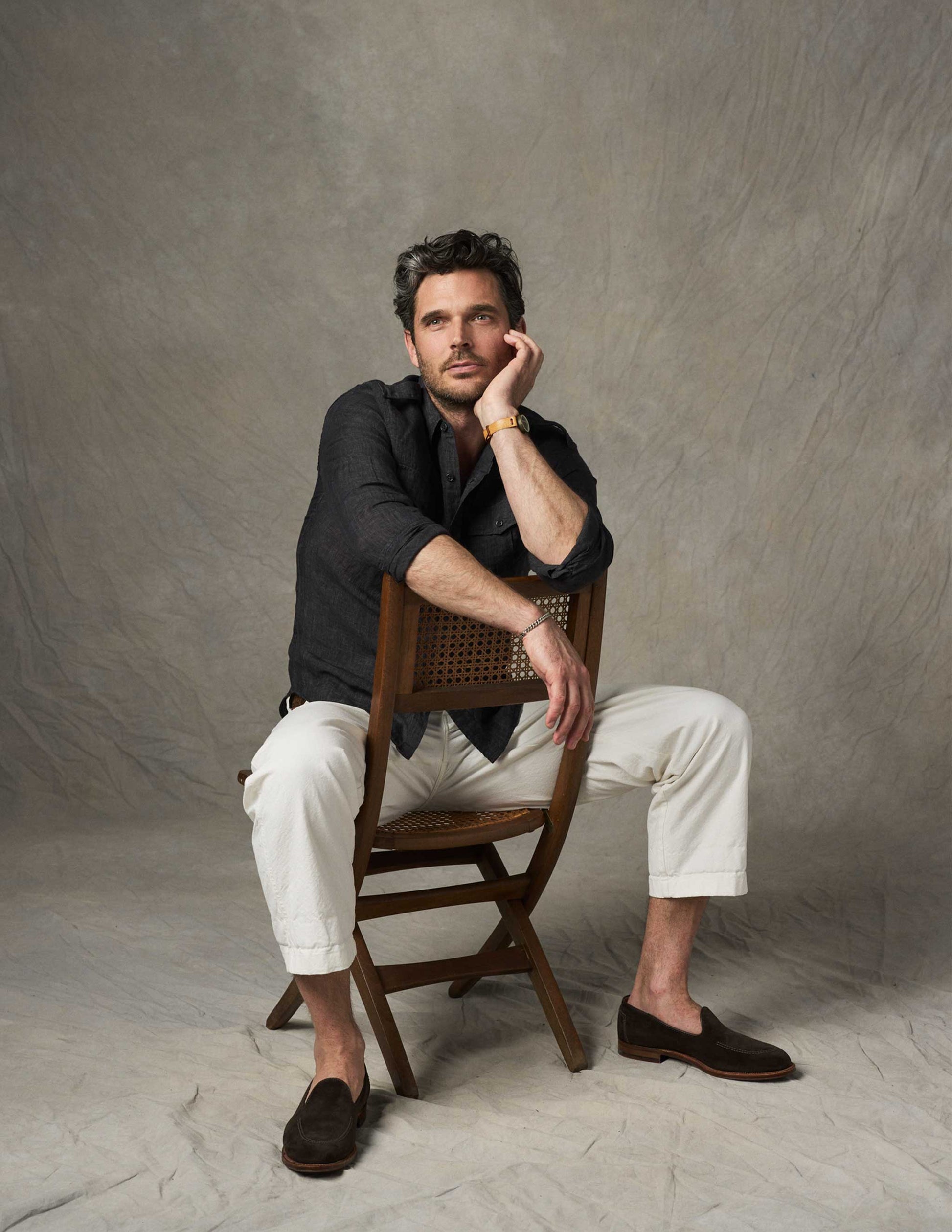 Rivay Atlas Linen Safari Shirt in Washed Black