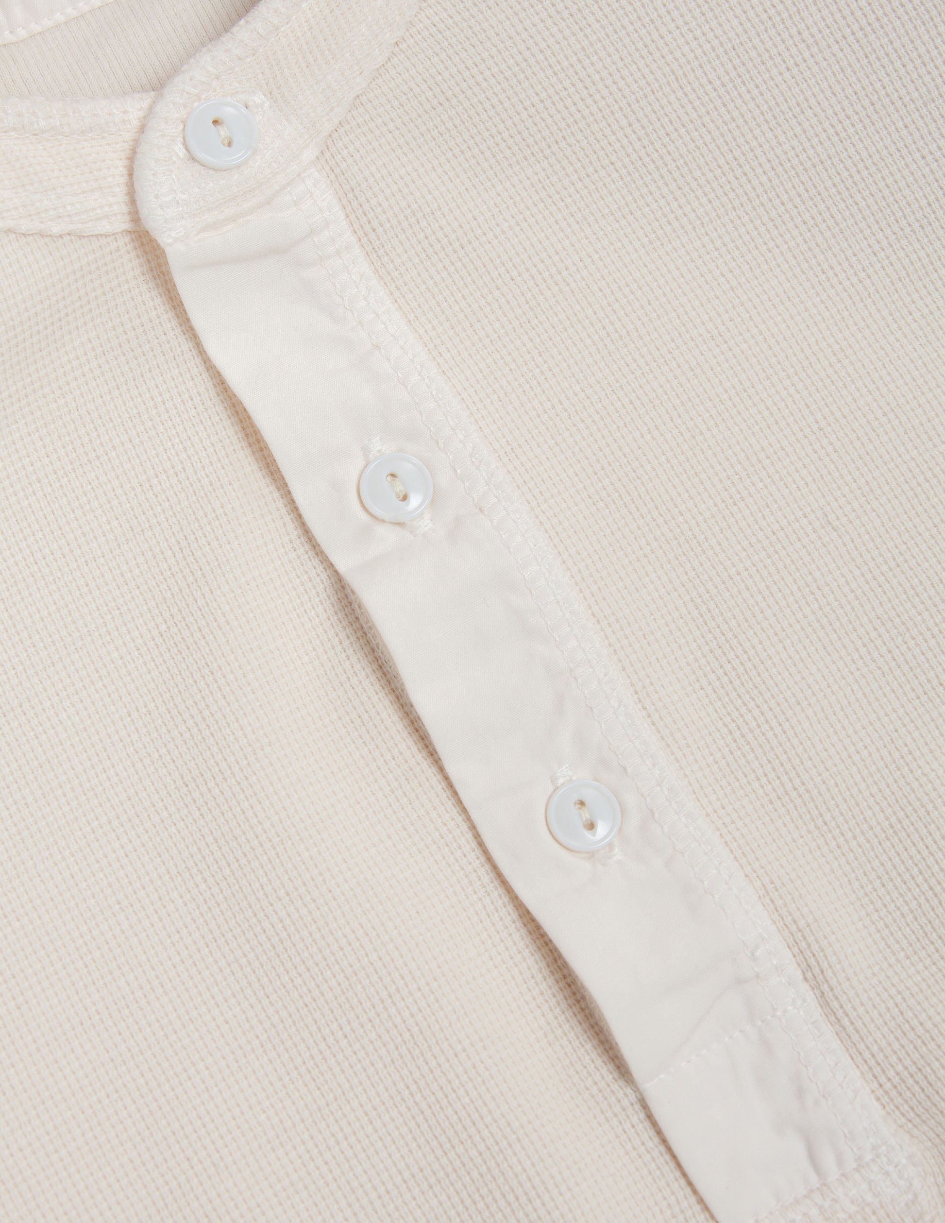 Gibson Waffle Henley in Antique White