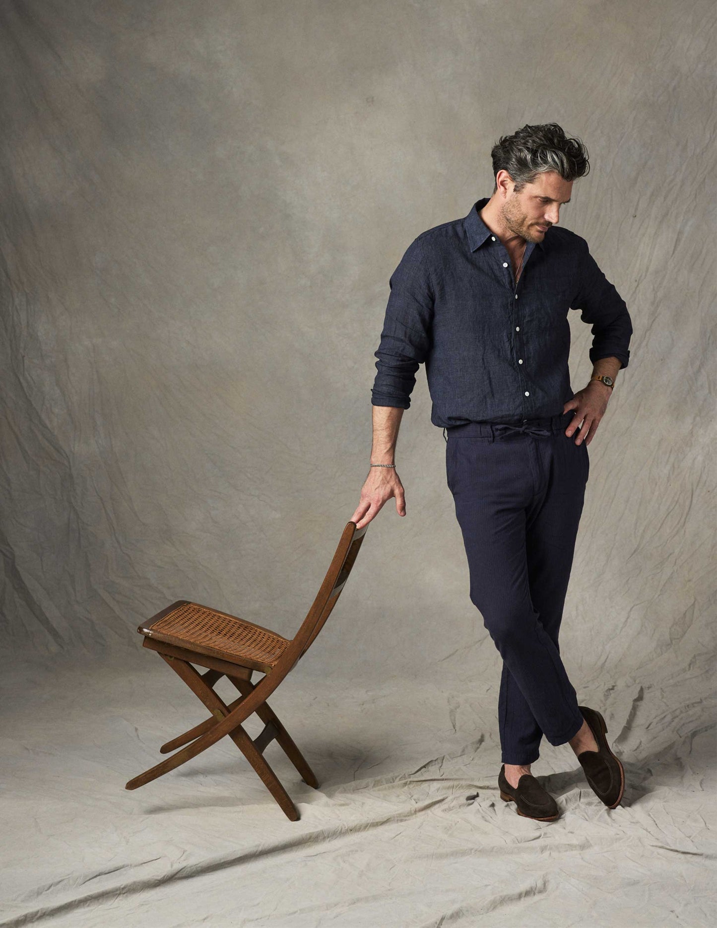 Rivay Isle Linen Shirt in Marine