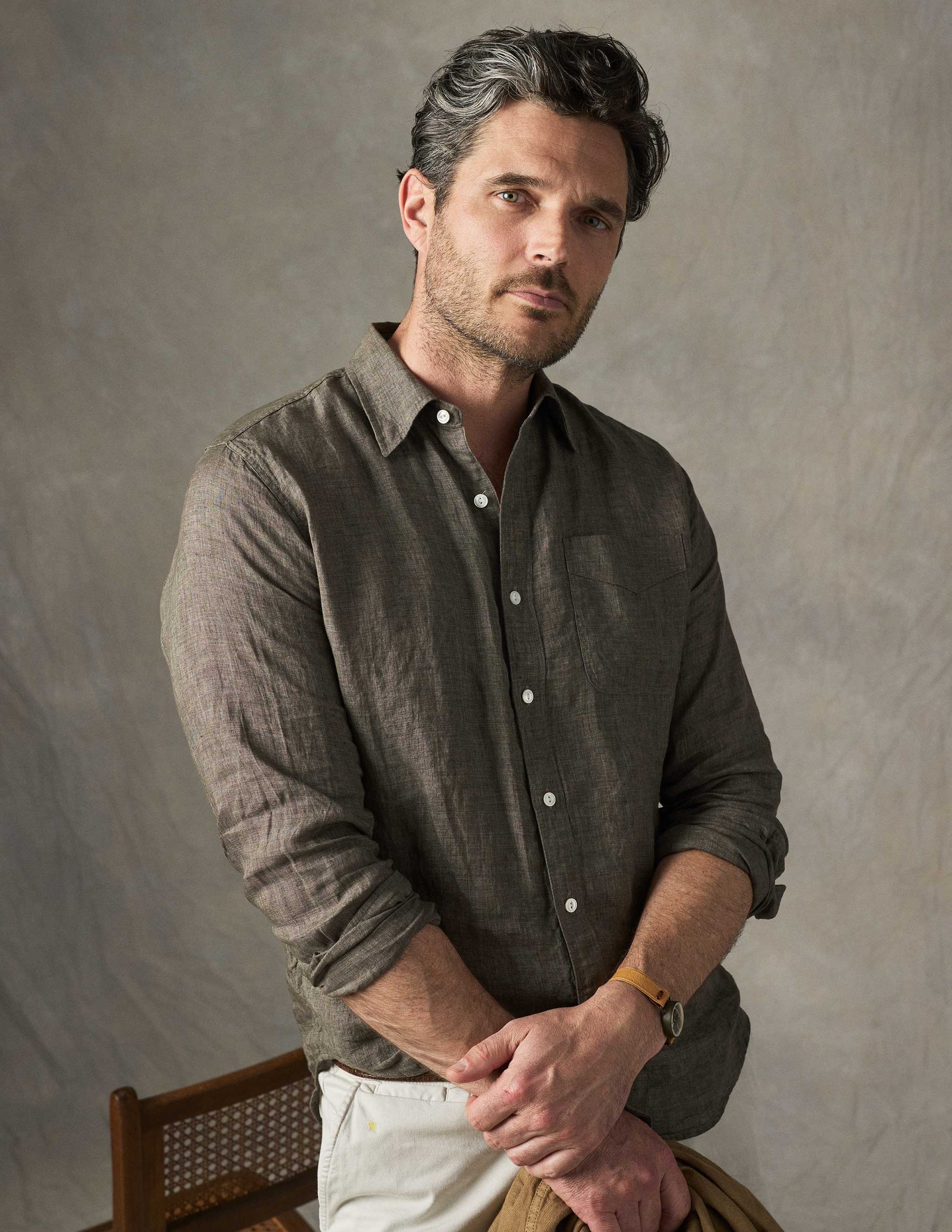 Rivay Isle Linen Shirt in Sage Brush