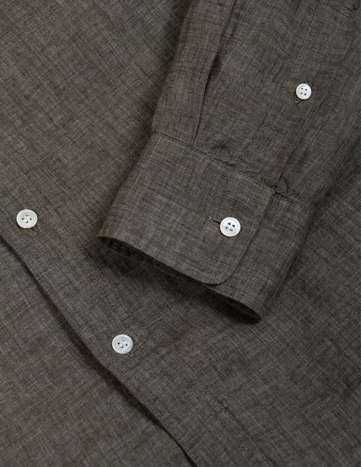 Rivay Isle Linen Shirt in Sage Brush