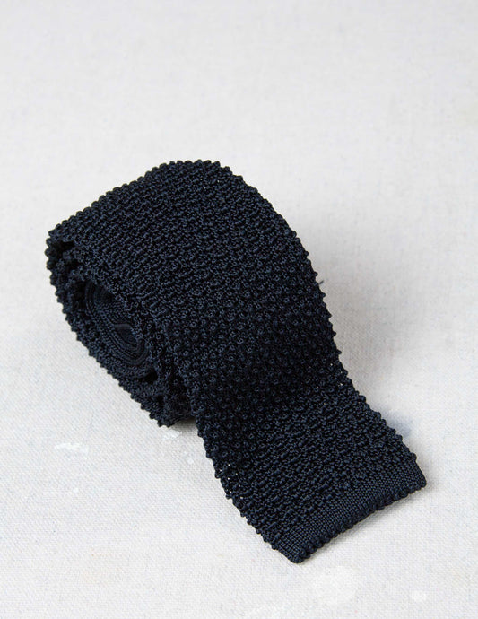 Italian Silk Knit Tie in Navy