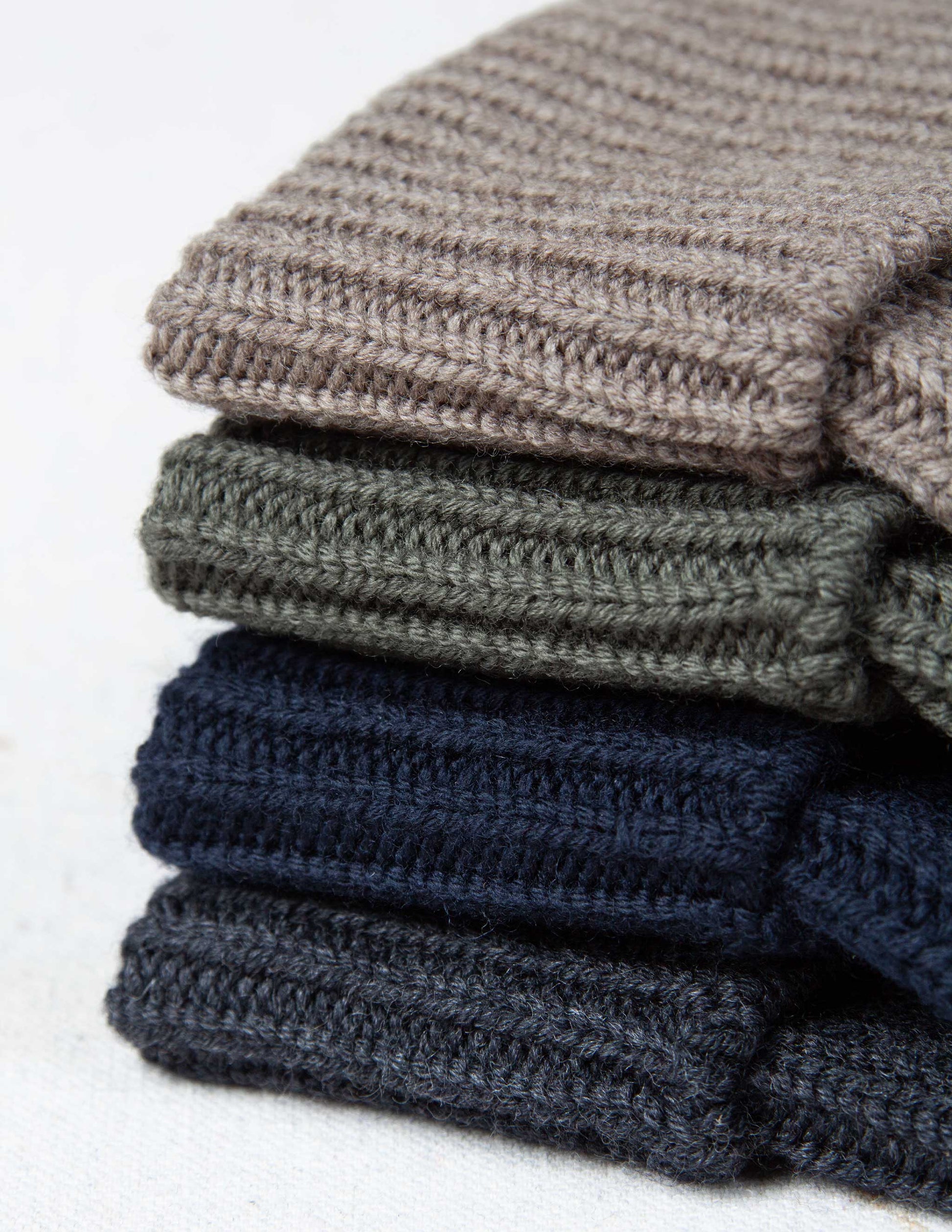 Italian Merino Wool Watch Cap in Charcoal