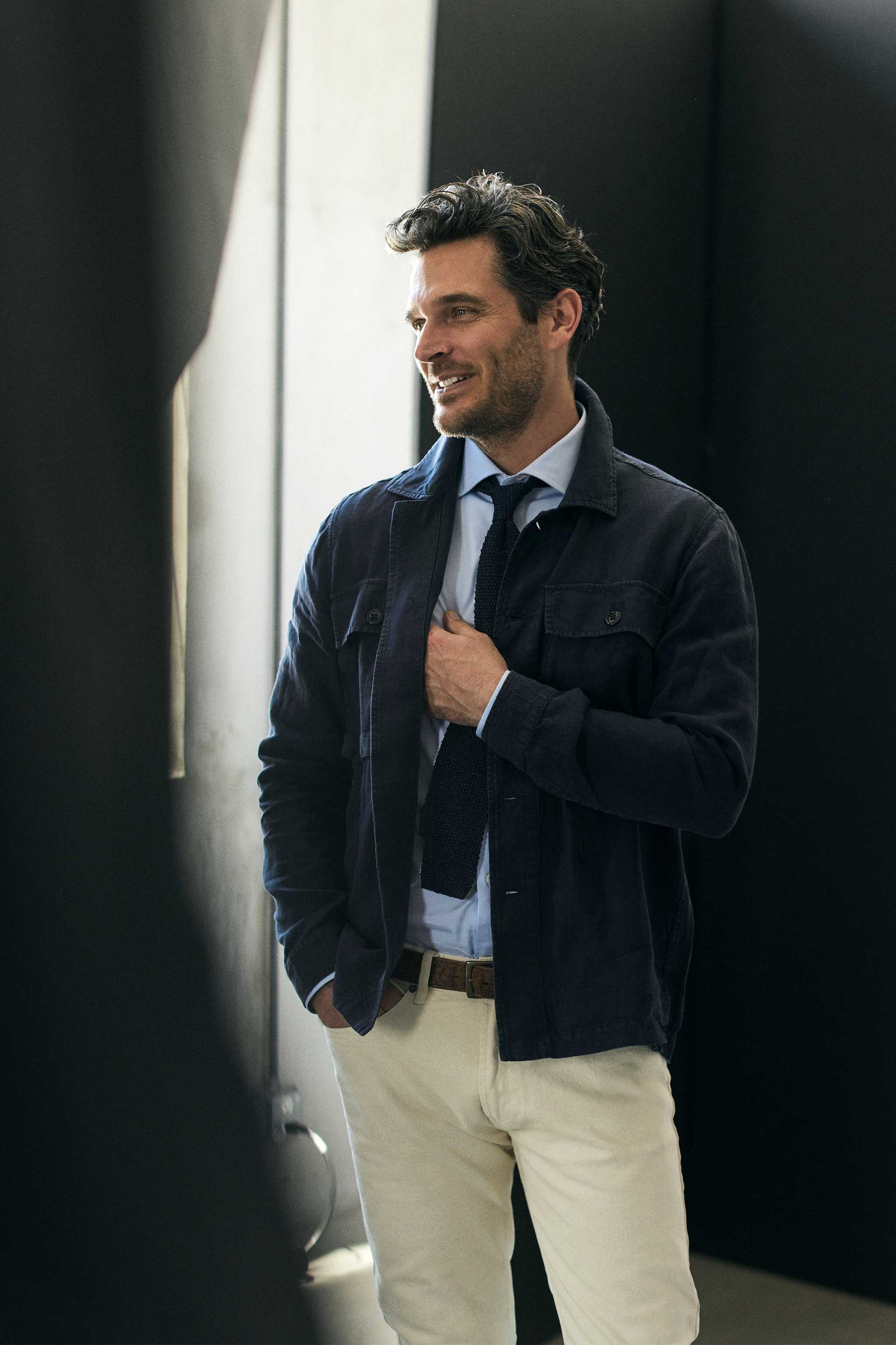 Rivay Linen Correspondent Jacket in Dark Navy