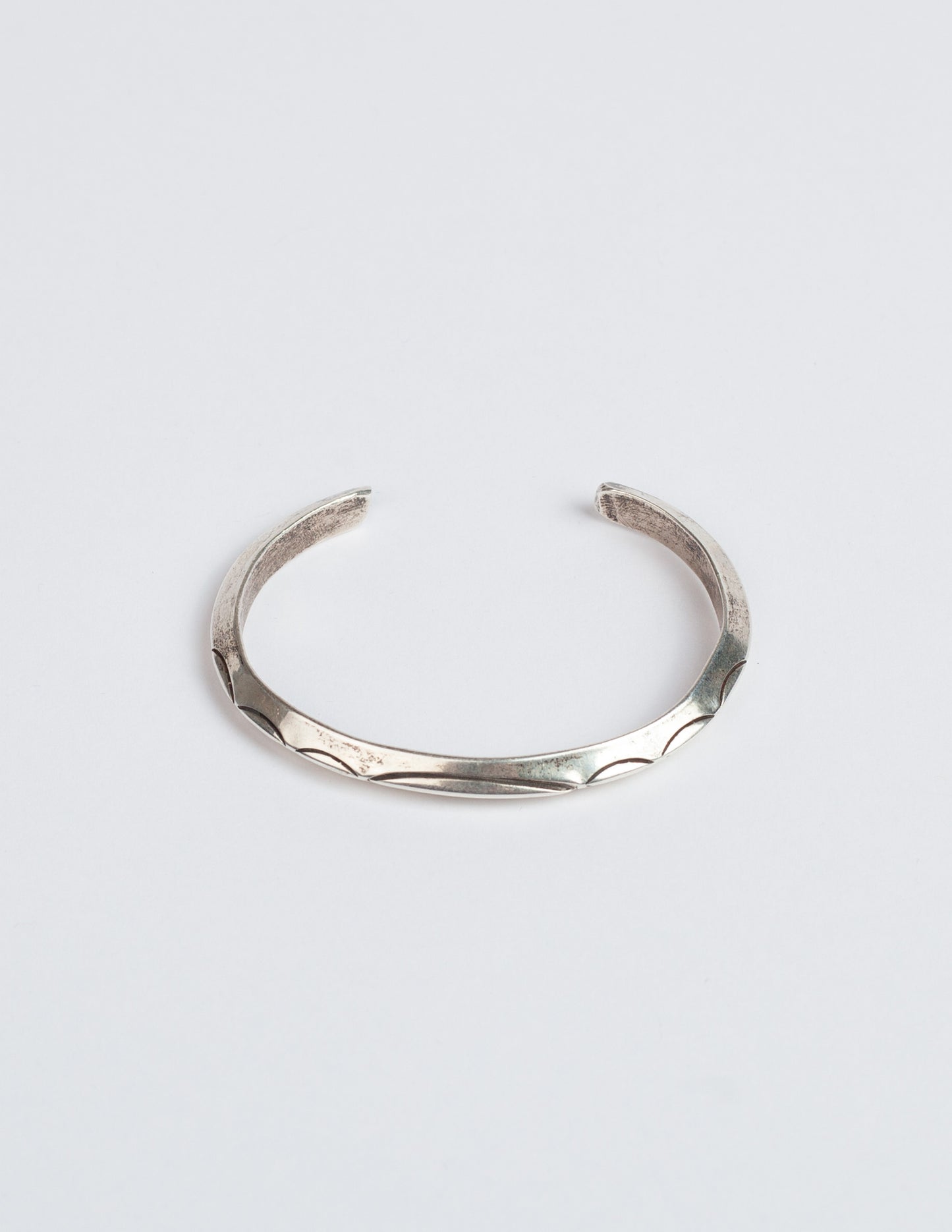 Rivay Vintage Carinated Navajo Sterling Silver Cuff Bracelet with Oval Design