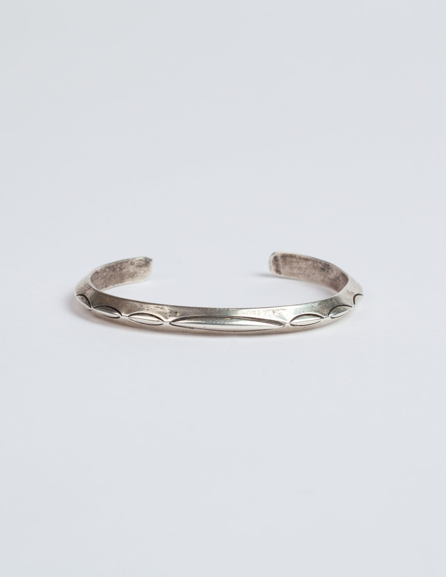 Rivay Vintage Carinated Navajo Sterling Silver Cuff Bracelet with Oval Design