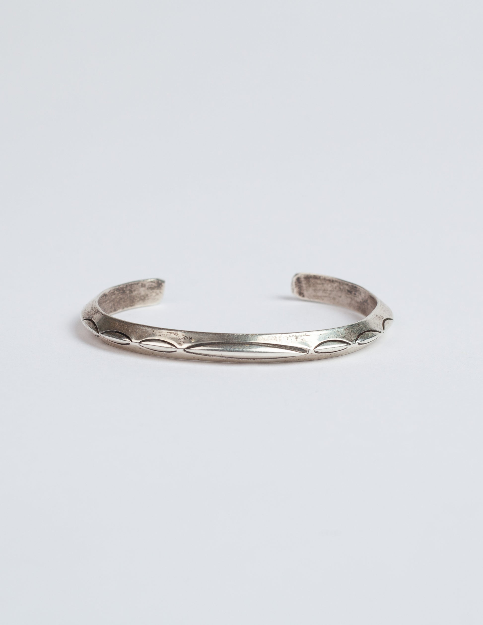 Rivay Vintage Carinated Navajo Sterling Silver Cuff Bracelet with Oval Design
