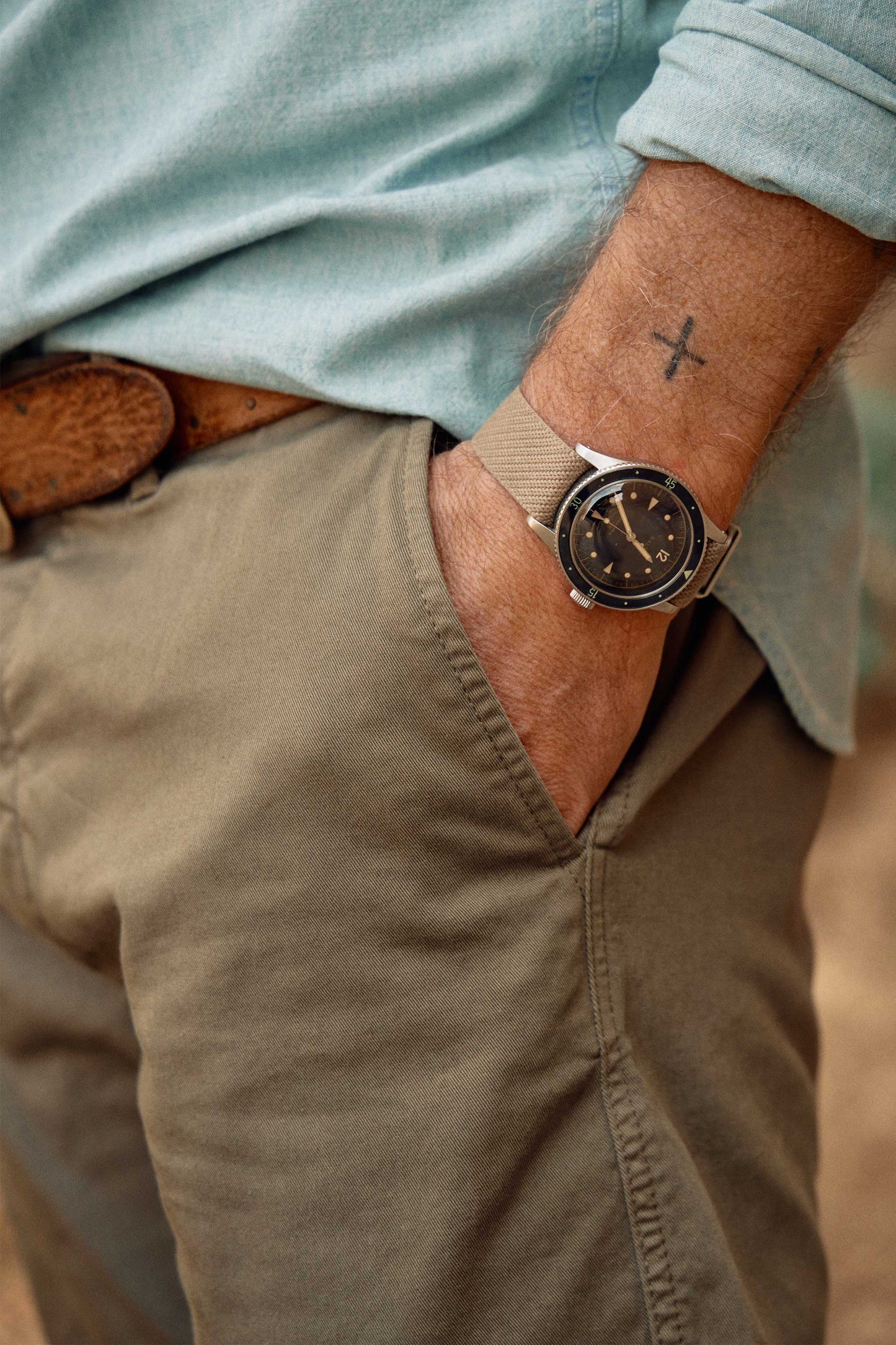 Series Chino in Army Fatigue