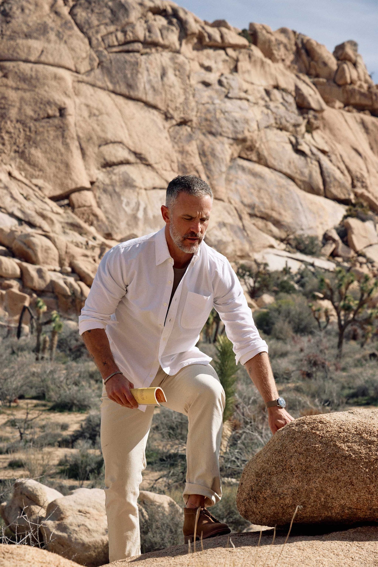 Shaw Selvedge Oxford Button Down in White