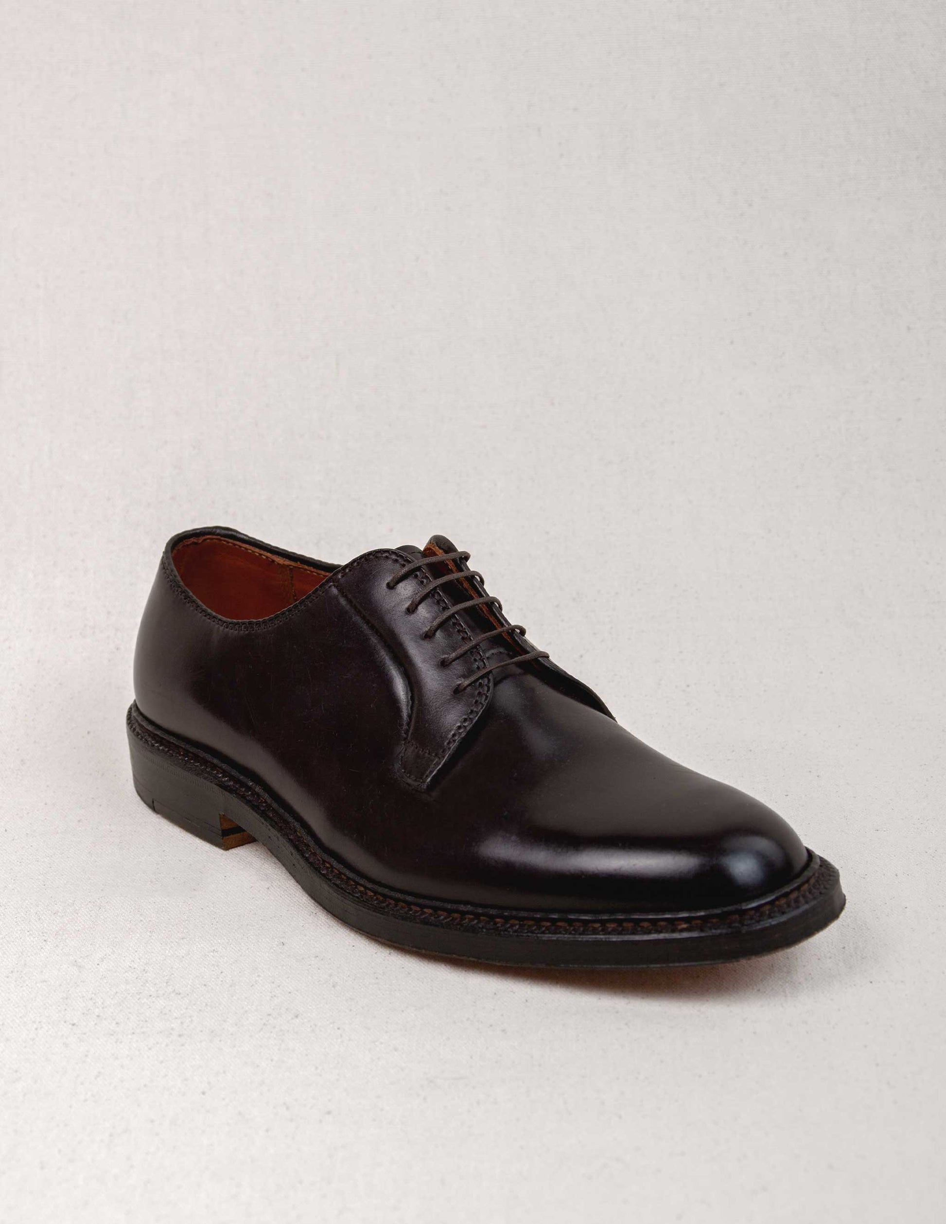 Alden Plain Toe Blucher 990 in Shell Cordovan