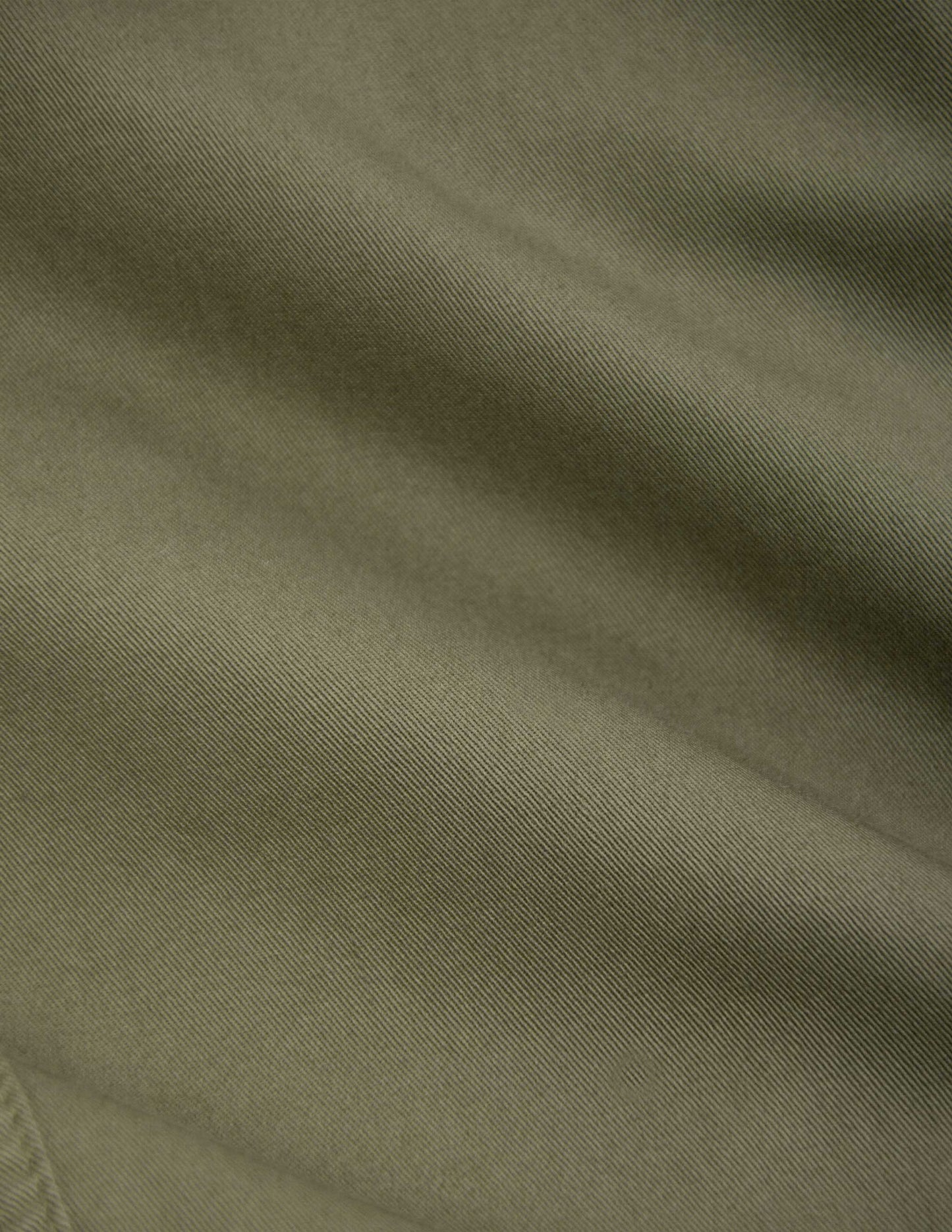 Series Chino in Army Fatigue