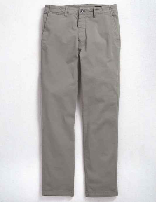 Series Chino in Warm Grey