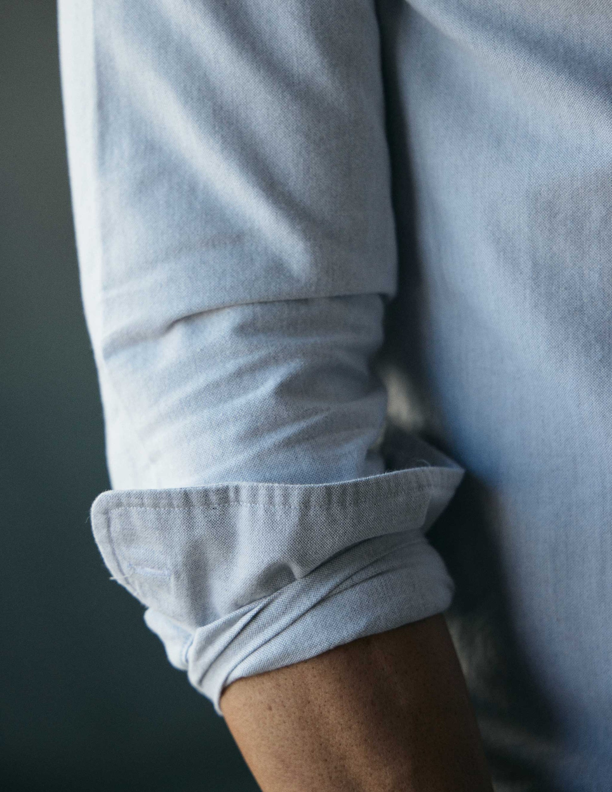 Shaw Selvedge Oxford Button Down in Heather Grey